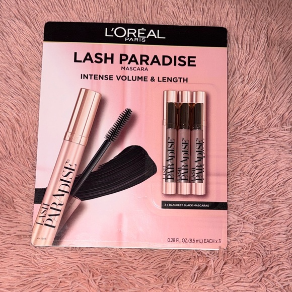 Makeup bundle !! - Picture 3 of 8